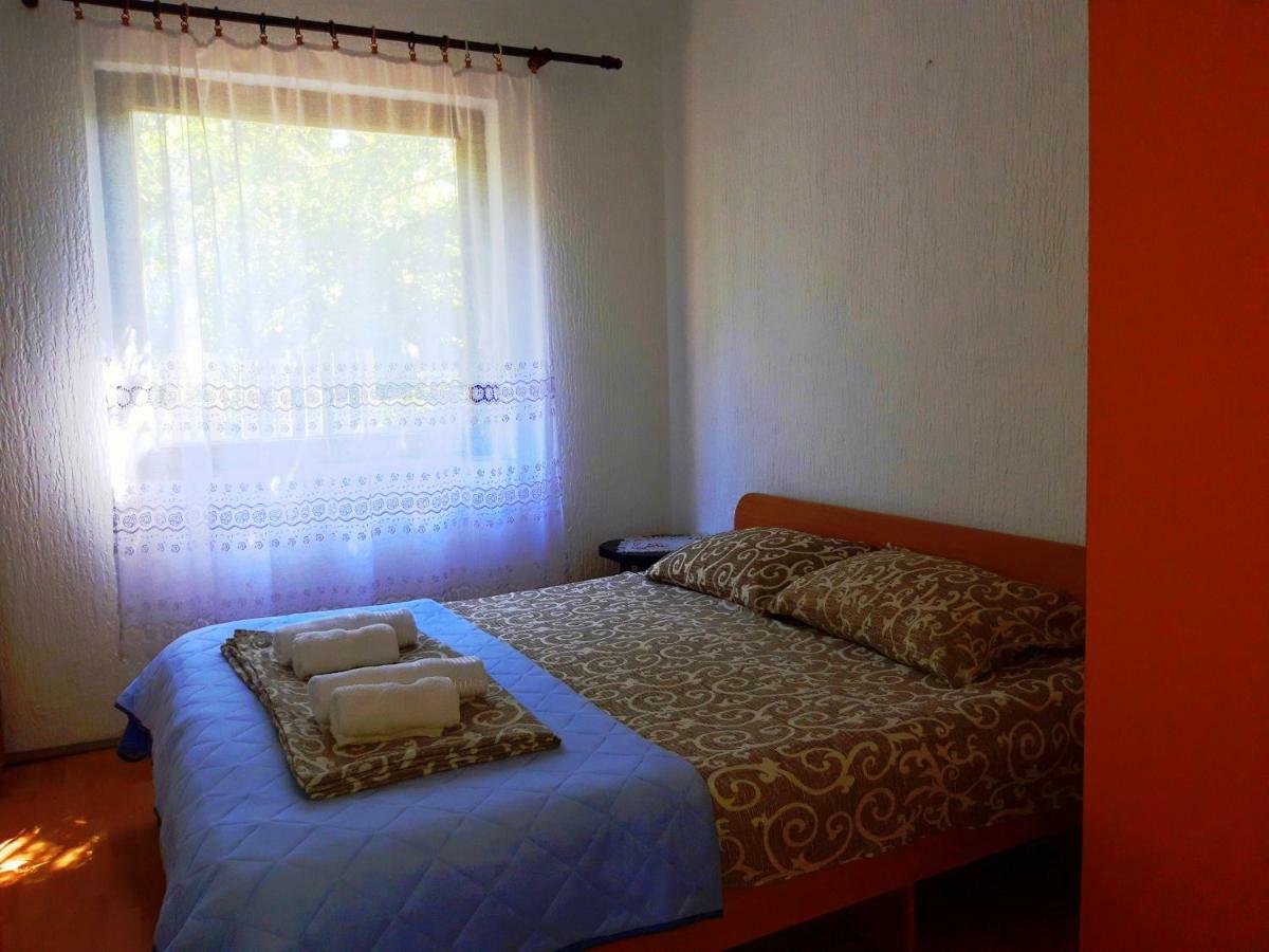 Nis Apartman Exterior photo